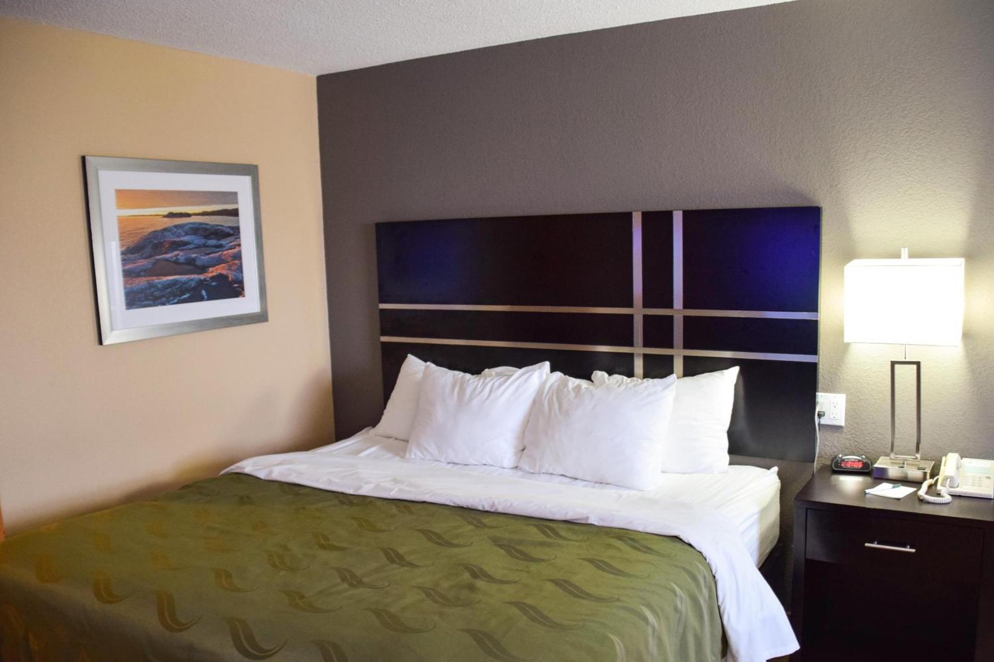 Quality Inn Bracebridge Esterno foto